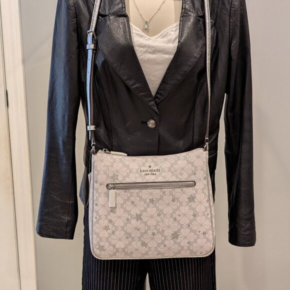 NWT Kate Spade - Spade Flower Star Toss Large Swingpack Crossbody Platinum Grey - Picture 11 of 11